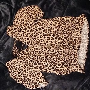 Maurices Cheetah Print Pull-over Crop Top Size Medium EUC